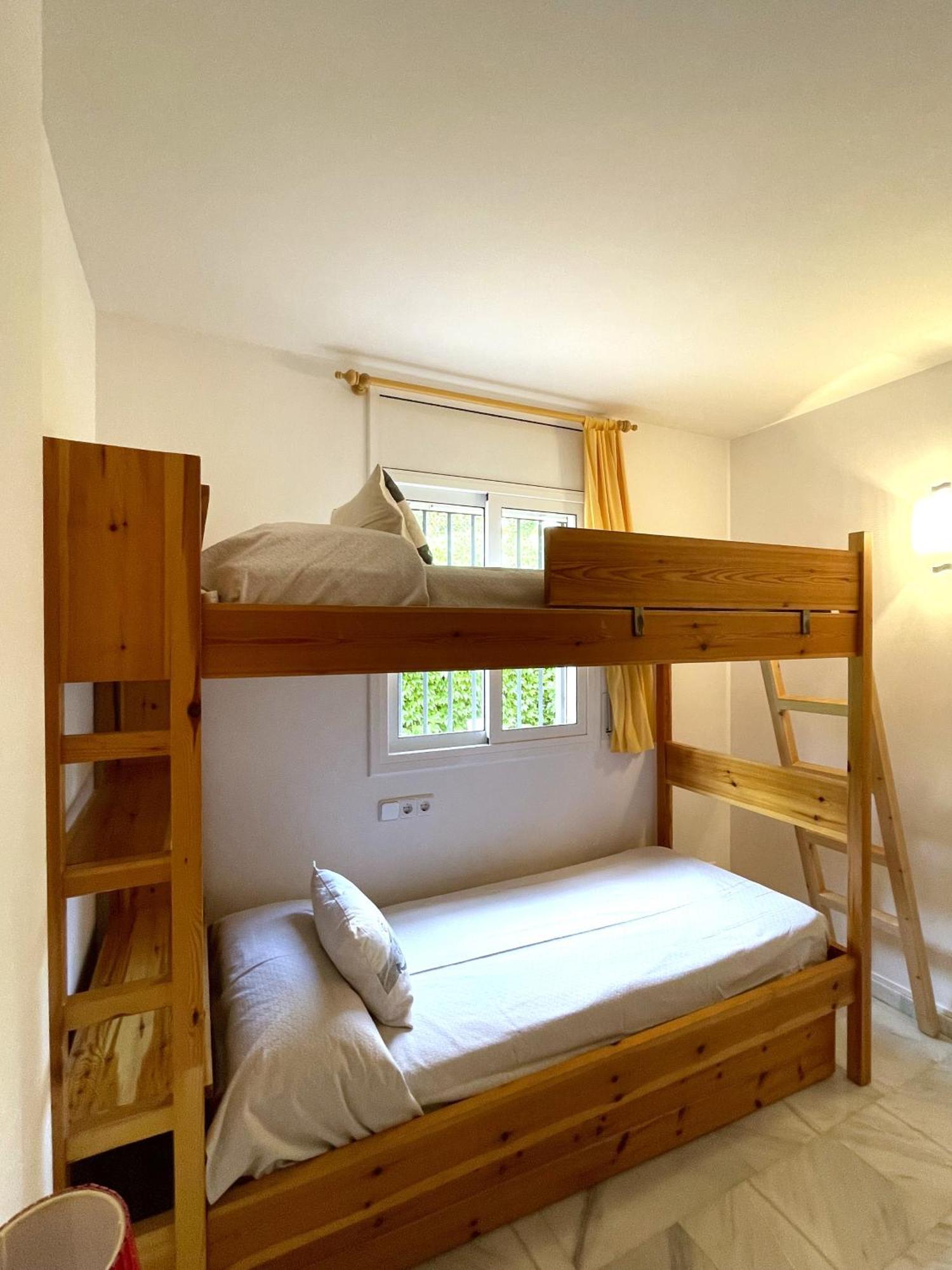 Apartament Les Tonyines Llança Buitenkant foto